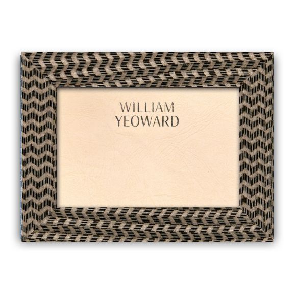 Zig Zag Noir Frame- 8" x 10'' 